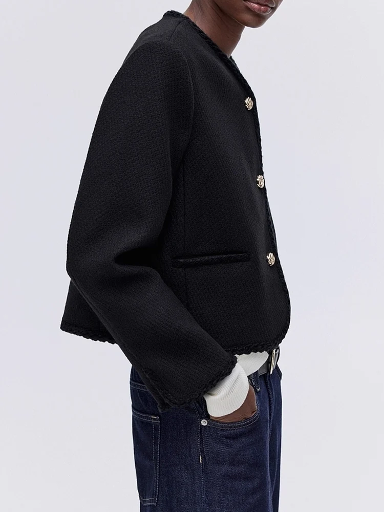 

Осенняя новая модная тенденция в европейском и американском стиле, повседневная простая женская дизайнерская универсальная бархатная куртка с каймой и петлей