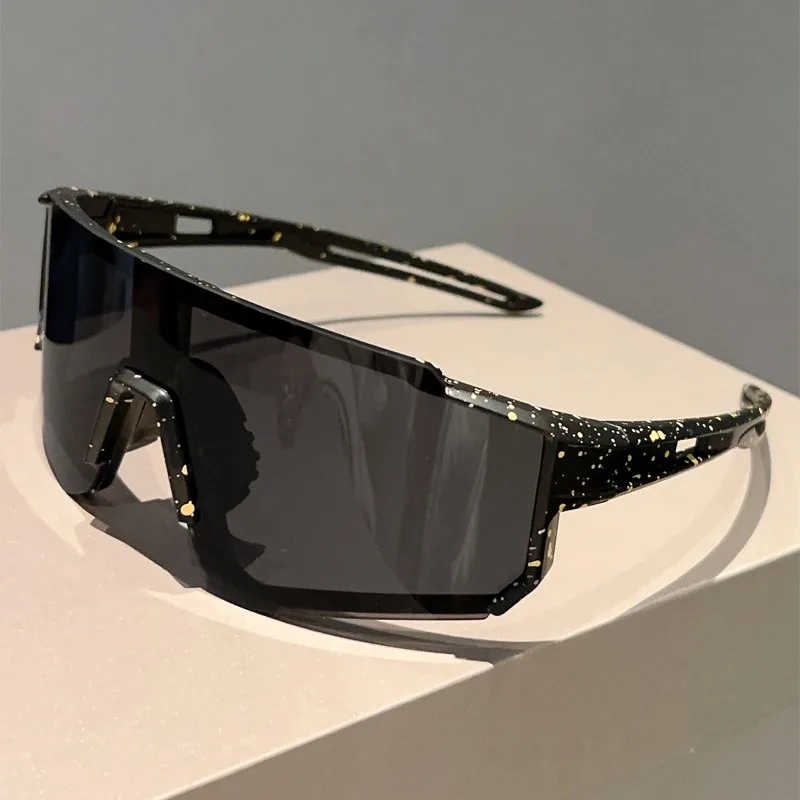 Oversized Sport Gog…