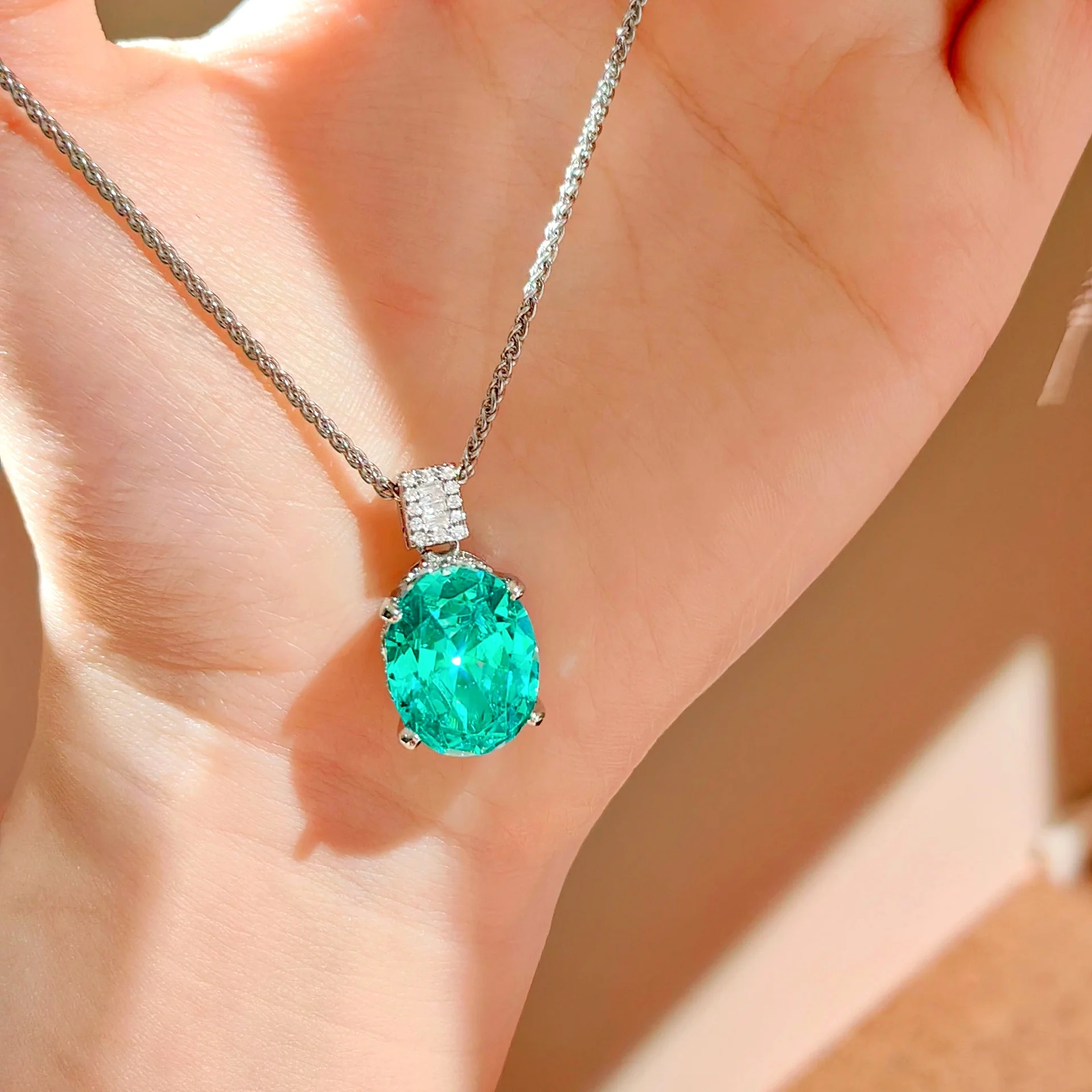 925 Sterling Silber Urlaubs-Halskette mit Transparentem Taubenei-Anhänger, Luxuriöse Einzigartige Exquisite Funkelnde Mintgrüne Kette – Detail 2