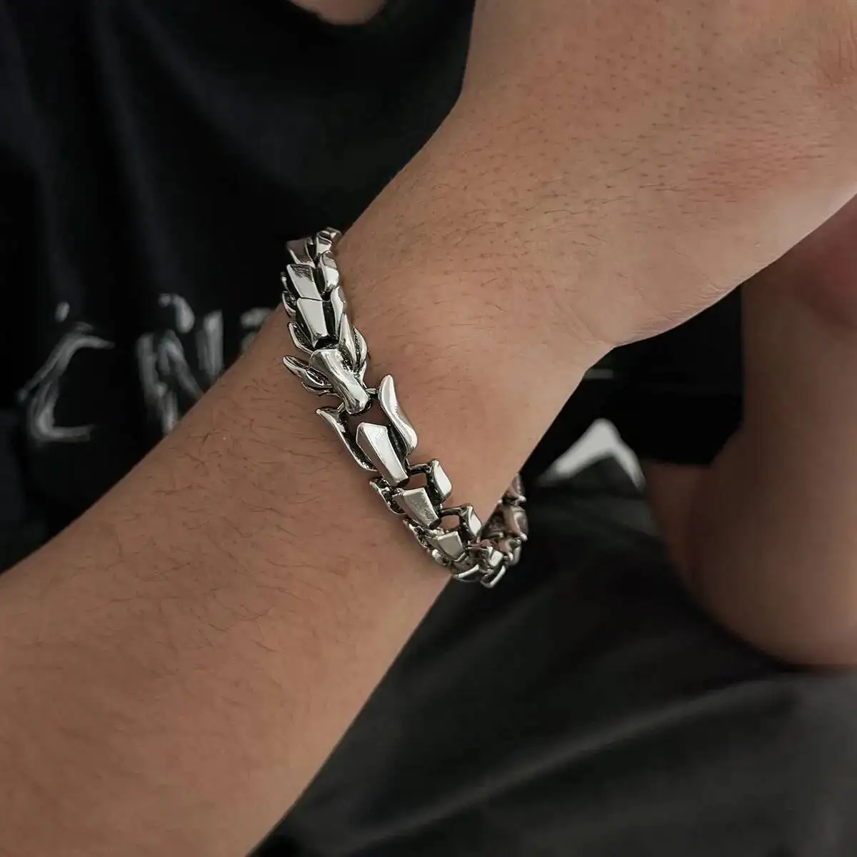 IngeSight.Z Personality Exaggerated Dragon Shaped Keel Thick Bracelet for Men Punk Hiphop Cool Trendy Accessories Jewelry 2026
