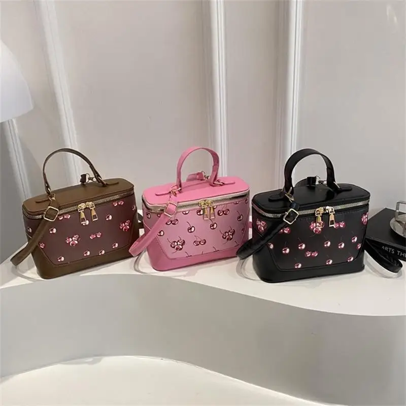 

Chic Small Square PU Bag with Cherry Design Women's Trendy Crossbody Bag Sophisticate Commuter Handbag