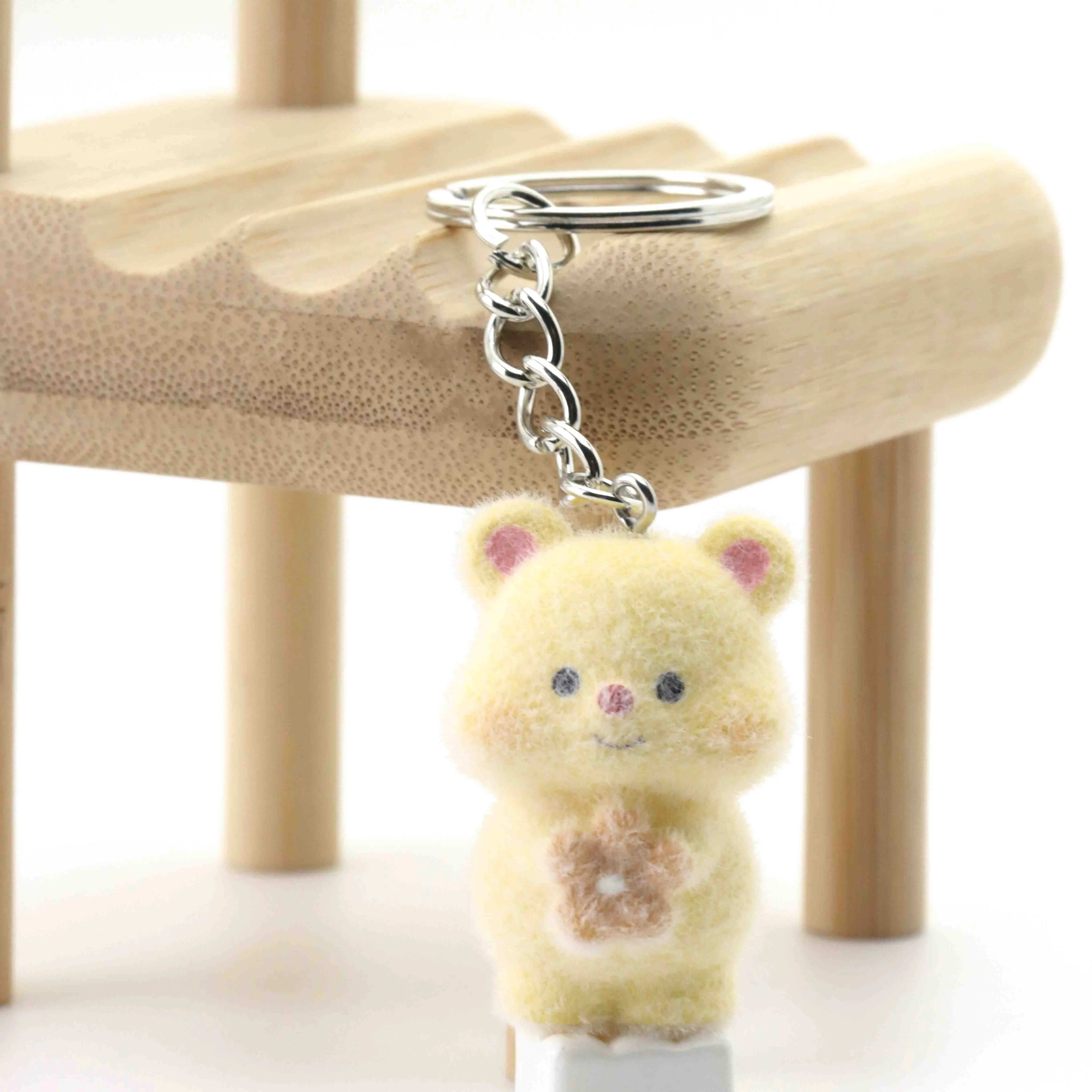 1pcs Resin Flocking Charms Bear Keychain For Jewelry Making Can Be Given To Friends To Decorate School Bags And Car Pendants