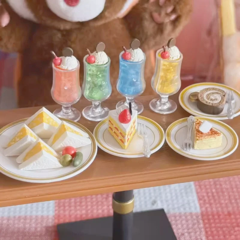 กล่องสุ่มของเล่นร้านกาแฟ Re-ment Candy Blind Box รุ่น KOMEDA โมเดลฟิกเกอร์จิ๋ว ของตกแต่งโต๊ะทำงาน ของขวัญสำหรับเด็ก ของสะสม