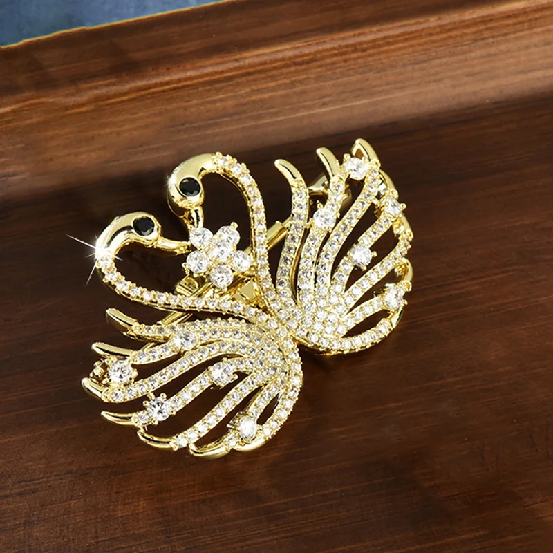 Элегантная брошь-лебедь из циркона — сладкая и уникальная, в сочетании с булавкой-лебедем в качестве аксессуара для одежды.