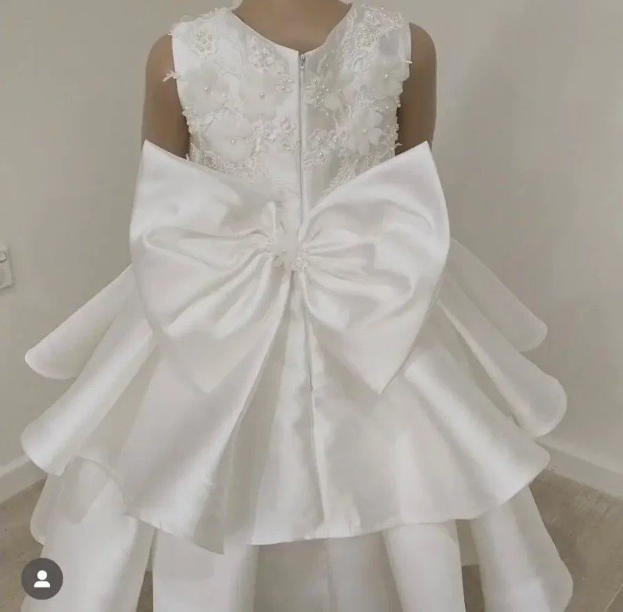Customized 2025 Baby Ivory Ball Gown Flower Girls Dresses Kids Party Gowns Baby Girl Prom Gowns Lovely Pageant Gowns On Sale image 2