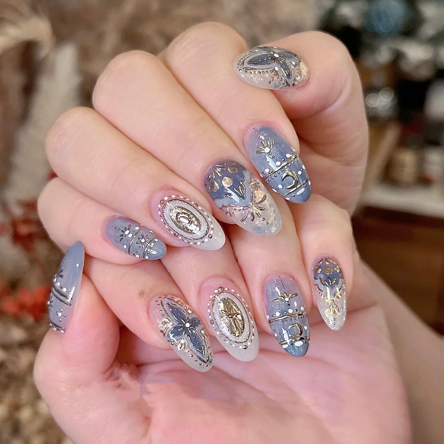 24 Stück ovale künstliche Nägel Kunst Frühling Sommer Strass Sternenlicht Design Press on Nails Tipps Glitzer Aurora Katzenauge Falsche Nagelsets