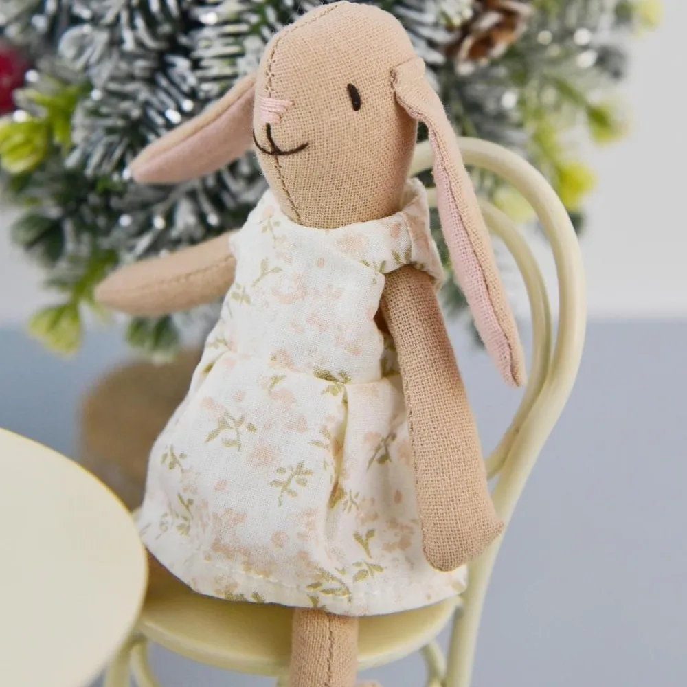 Kunstenaar konijn Waldorf breien jurk Kawaii Cartoon gevuld gevuld inheemse handgemaakte kleuterschool