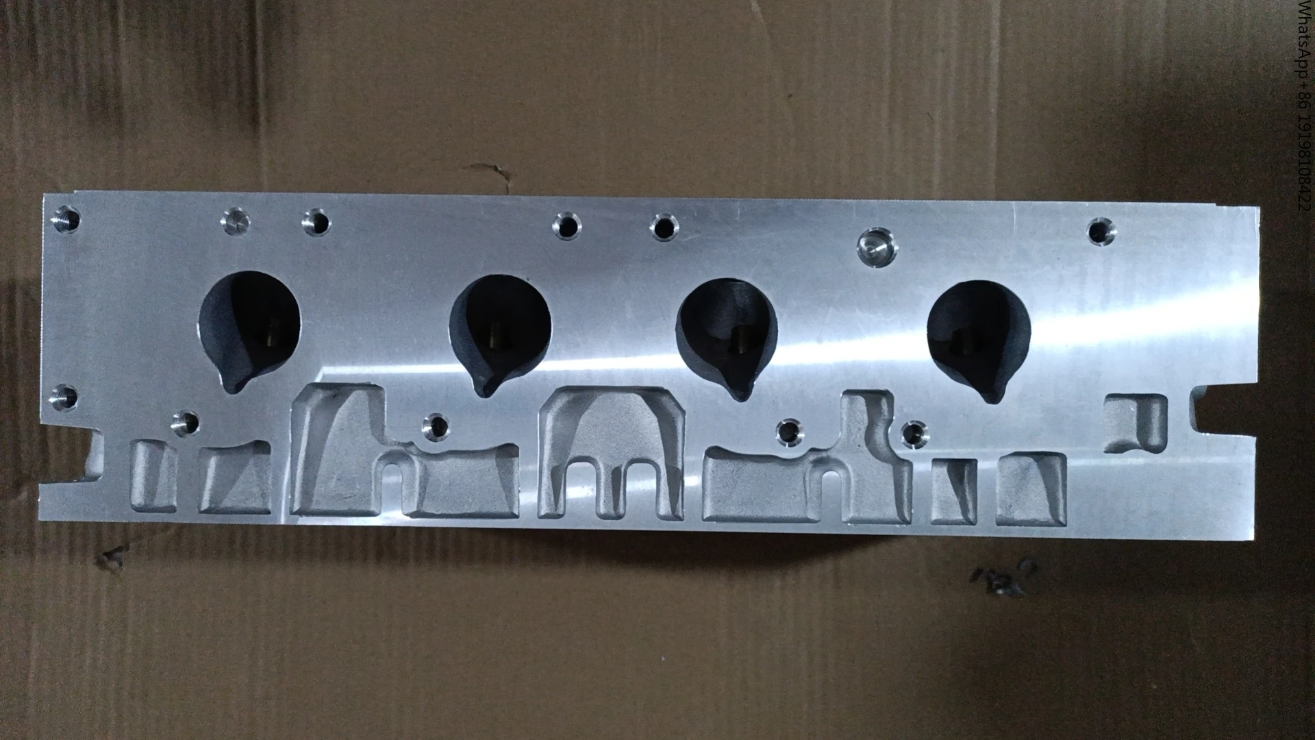 Brand New 1.6L K7M Diesel Engine Empty K7M Cylinder Head 7701468858 for Renault Megane Clio Scénic Kangoo Logan Sandero