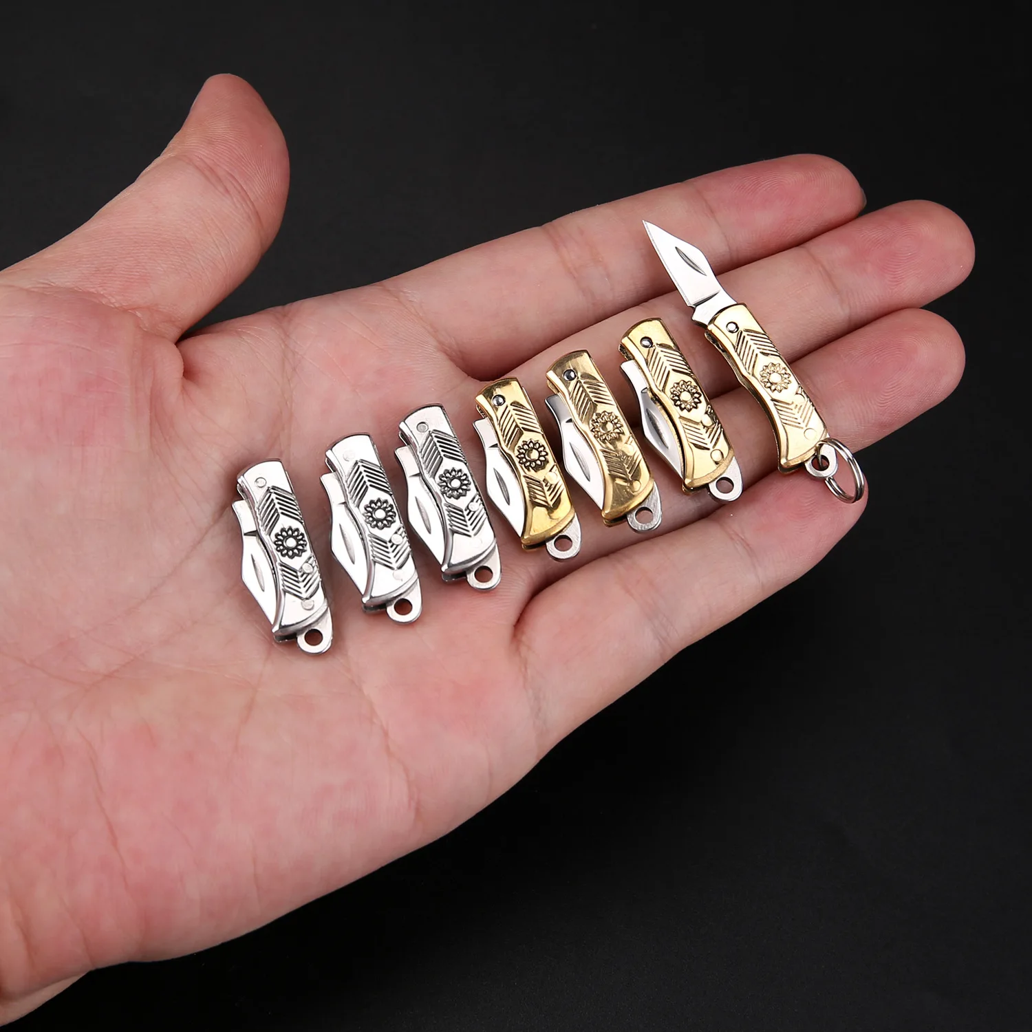Mini Folding Knife Brass Keychain Car Hanging Accessory Knife Portable Pocket Knife for Package Delivery