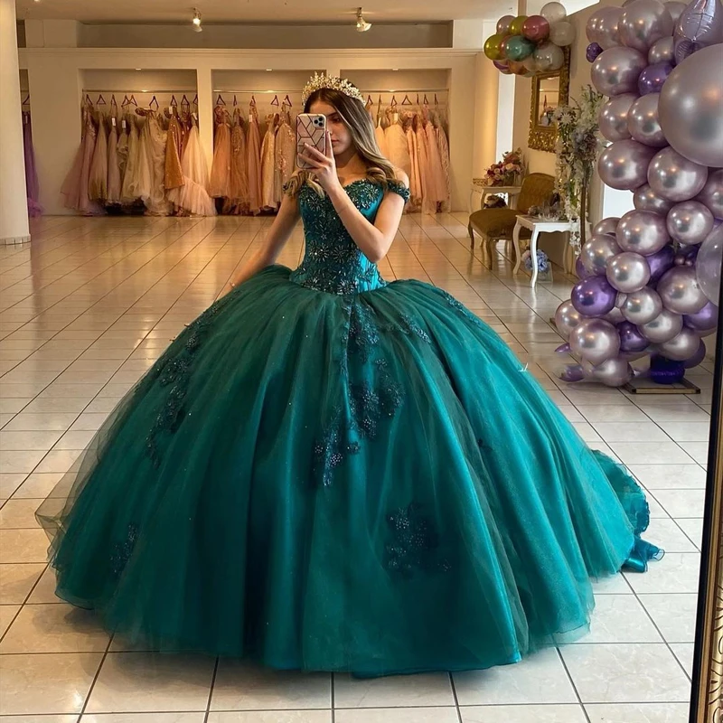 

luxury Emerald Green Princess 15 Party Sexy Red Ball Gown Quinceanera Dresses Strapless Tulle Beading Formal Cinderella Birthday