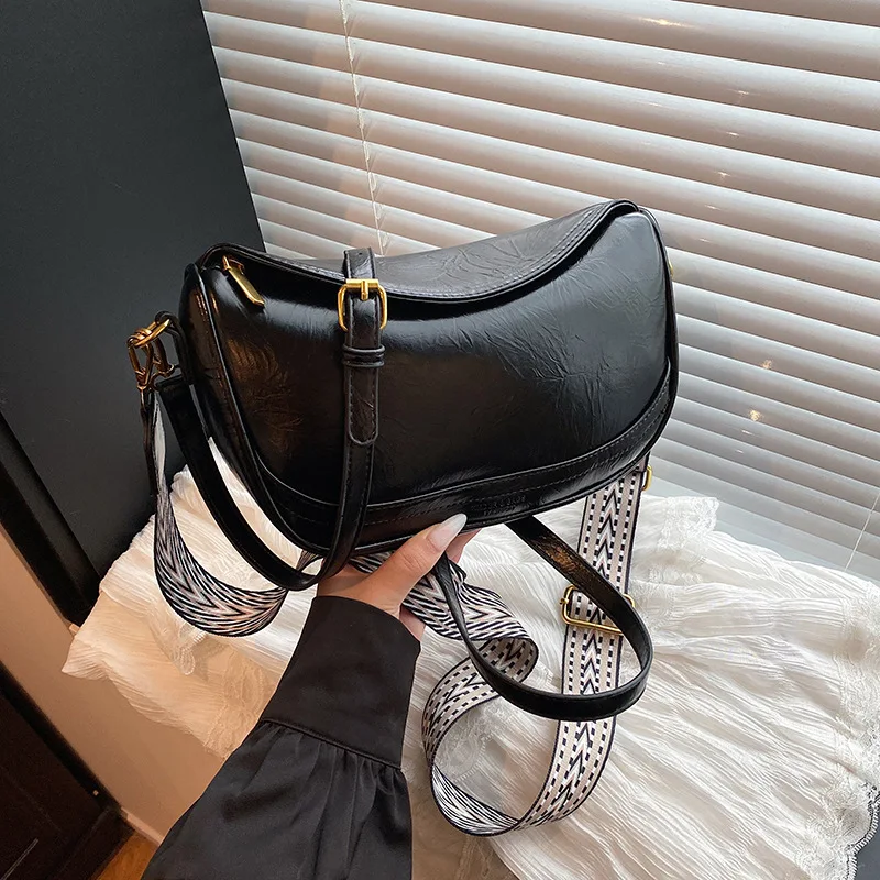 حقيبة وسادة بلون سادة، محفظة كتف بحزام عريض للنساء، حقيبة كروس أنيقة من النهار إلى الليل، حقيبة حبال عصرية #2