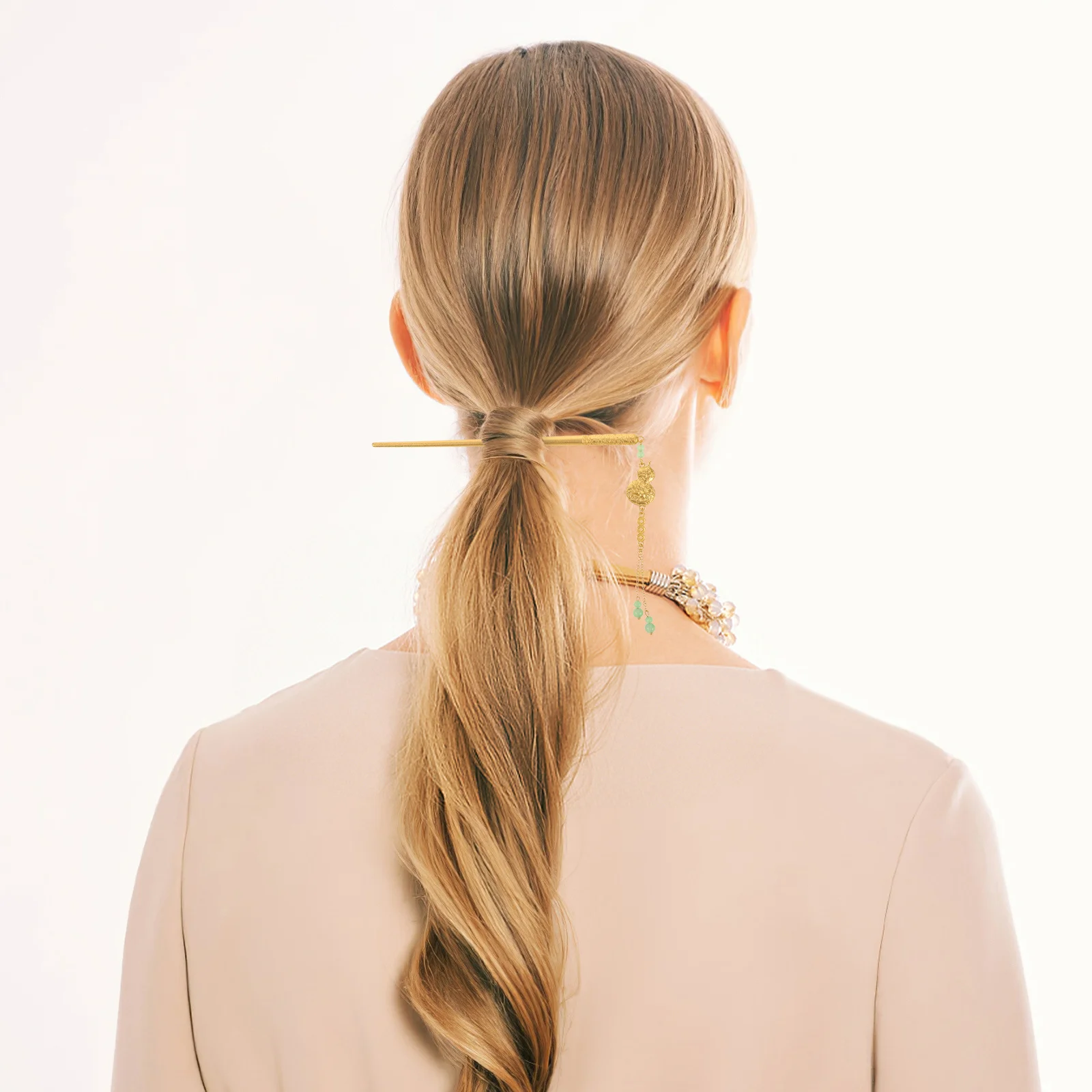 

Vintage Gold Butterfly Hairpin Gourd Tassel Chinese Style Bun Holder For Women Daily Wear Party Updo Hairstyle Accessory