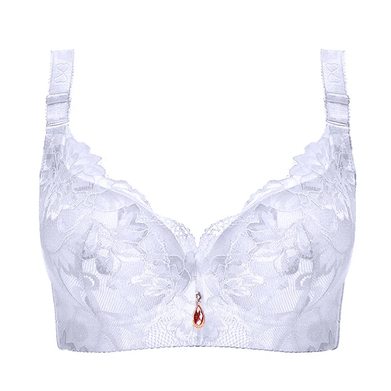 #4 Trending Lace Bralette Tops Right Now