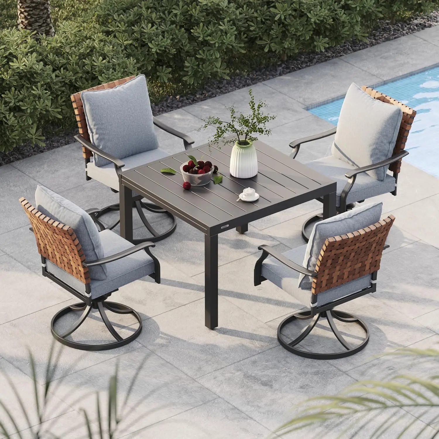 

5-Piece Outdoor Dining Set, 4 Leather-Look Wicker Swivel Patio Chairs & 1 Expandable Dining Table, Black