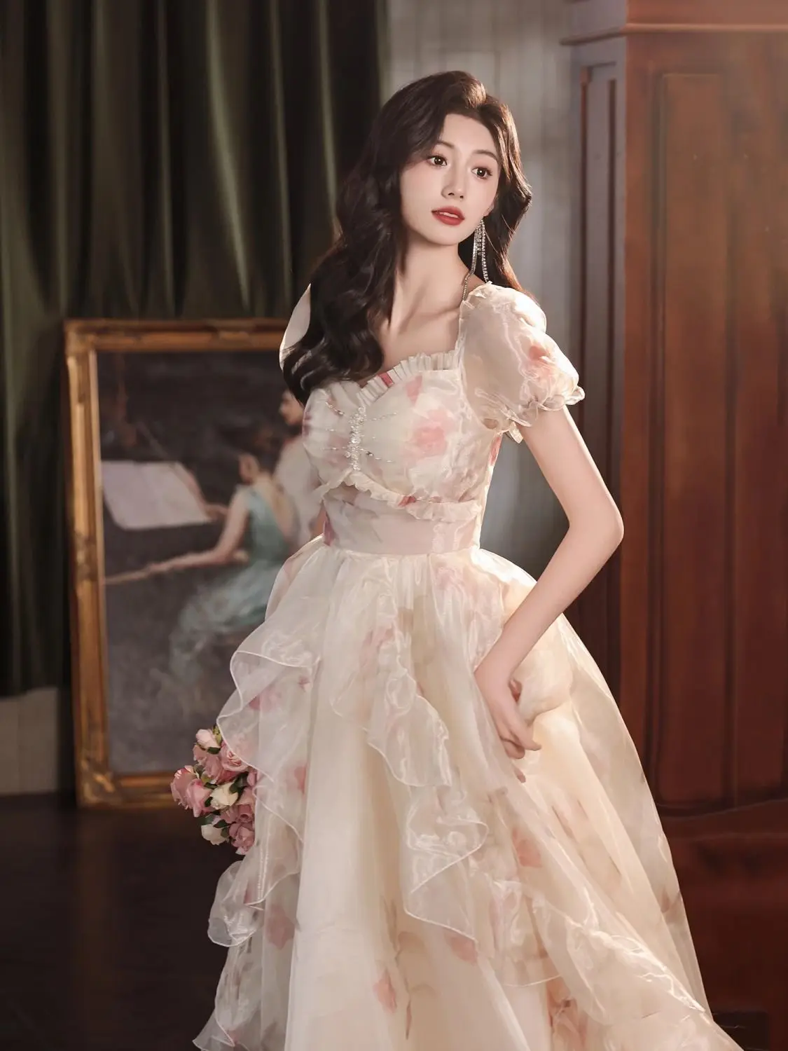 Coalfell シャンパンカラーのイブニングドレス女性の夏の光高級ハイエンドバー Mitzvah 気質ふわふわプリンセススカート