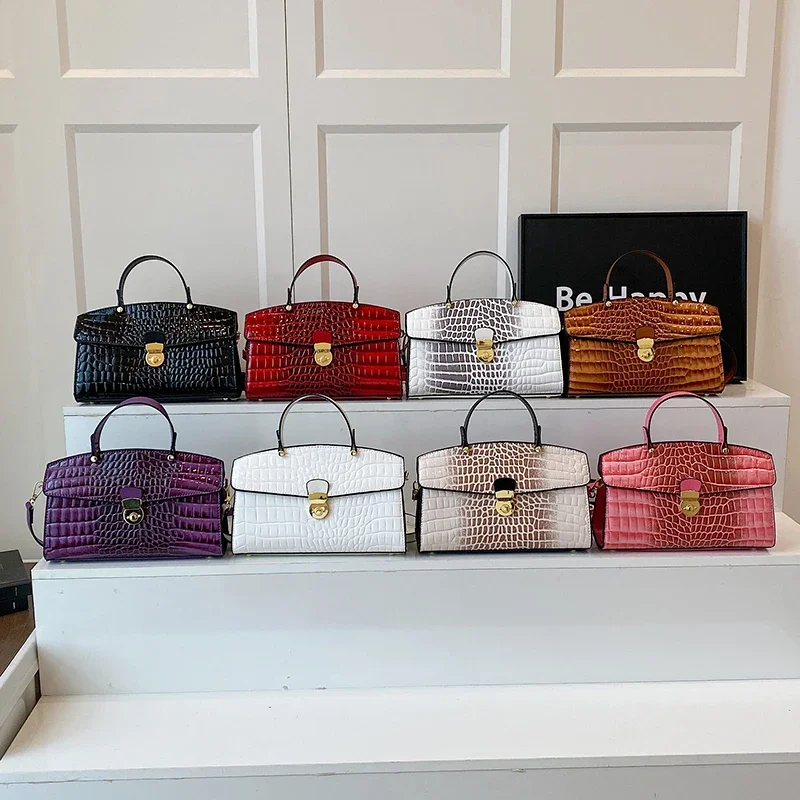 حقيبة كتف جلدية أنيقة للسيدات - مجموعة حقائب اليد ذات العلامات التجارية الفاخرة، وحقائب كروس عصرية وعملية #6