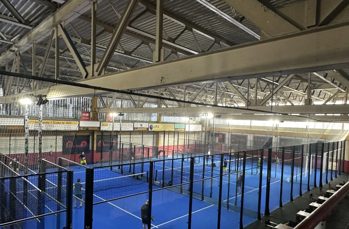 Raqueta de tenis personalizada de fibra de carbono, diseño de pala de pádel personalizado, estructura de alta resistencia para competiciones deportivas al aire libre