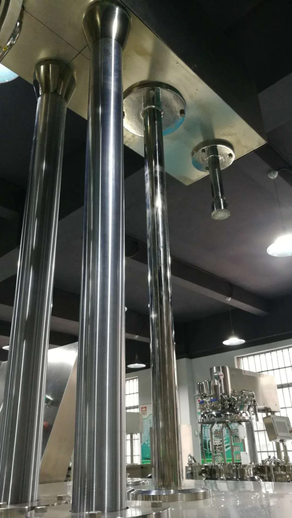 300L Stainless Steel Electric Vacuum Powder Chemical Mixer Emulsifying Homogenizer Liquid Mixing Tank With Agitator