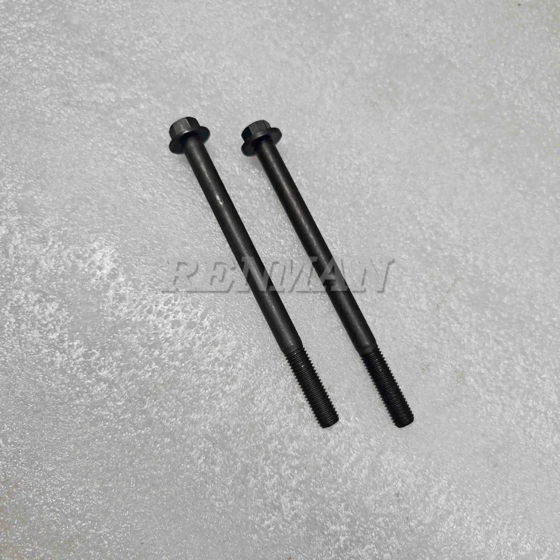 

10Pcs for Cummins engine accessories screws 3089316 hexagonal flange bolts M10 X 1.5 X 140