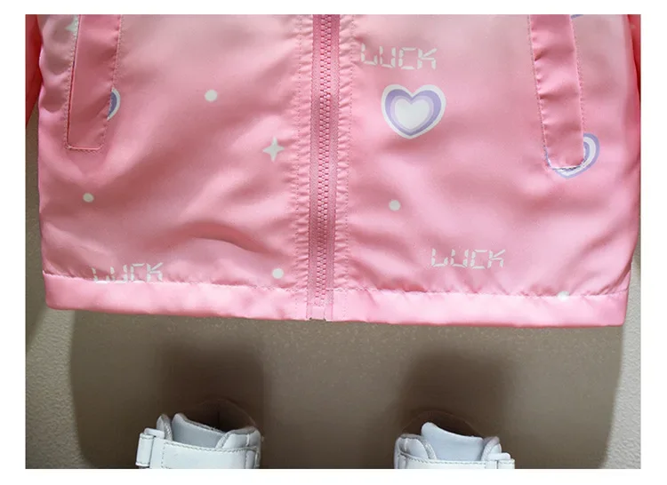 Niedliche Chiikawas Hachiware Usagi Mädchen Kapuzenjacke, Kinder-Windjacke, Outdoor-Freizeitjacke, wasserdichte Jacke, Reißverschlussjacke, Oberbekleidung. – Detail 9