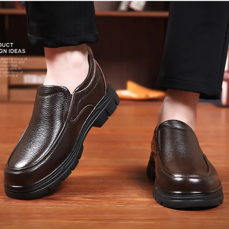 Spring Autumn Fashion Casual Leather Shoes for Men Designer New Wedge Soft Sole Man Dress Shoes Fashion Casual Loafers Male