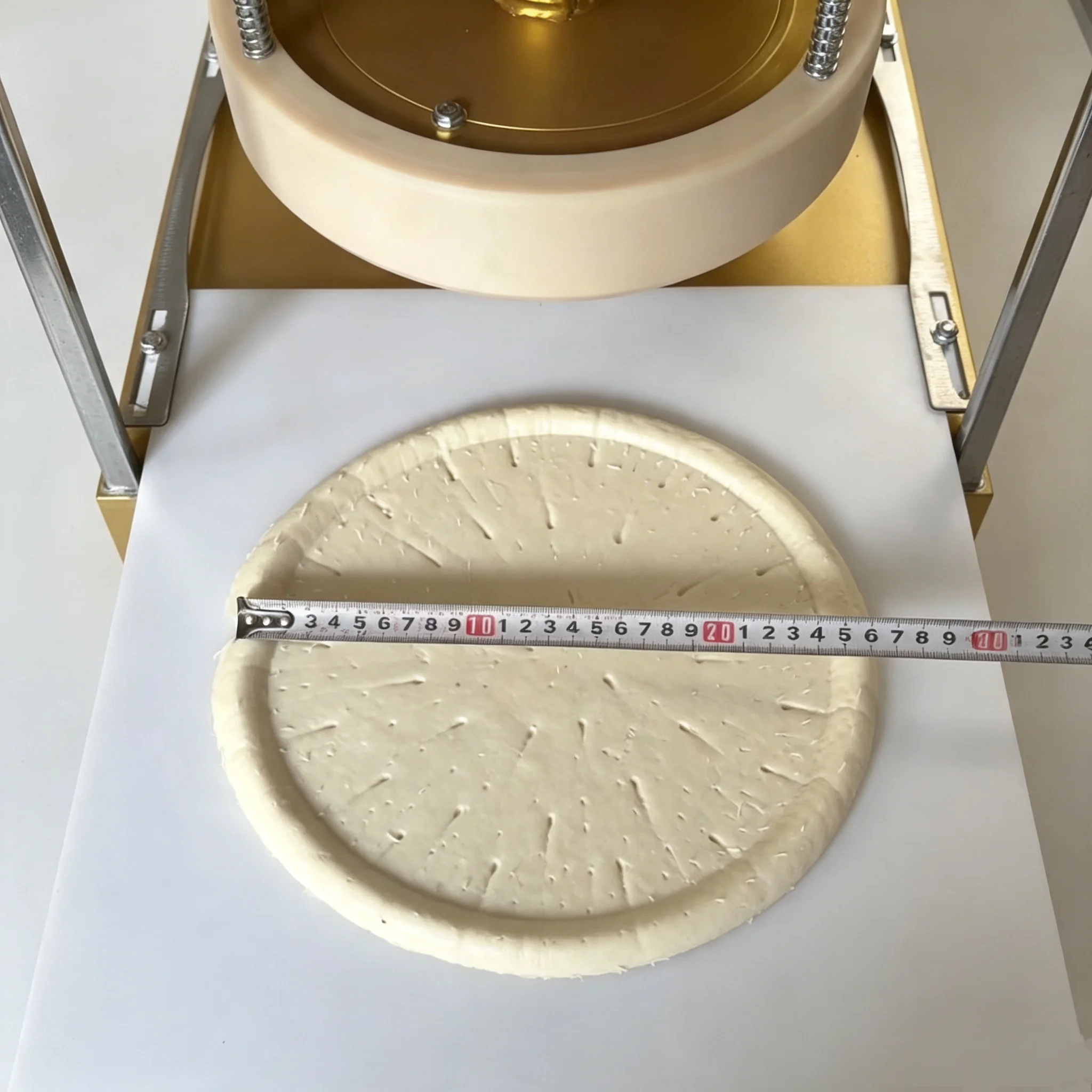 Commercial Semi Automatic Pizza Dough Press Machine Pizza Base Flattening Shaping Machine For Bakery Restaurant Pizzeria