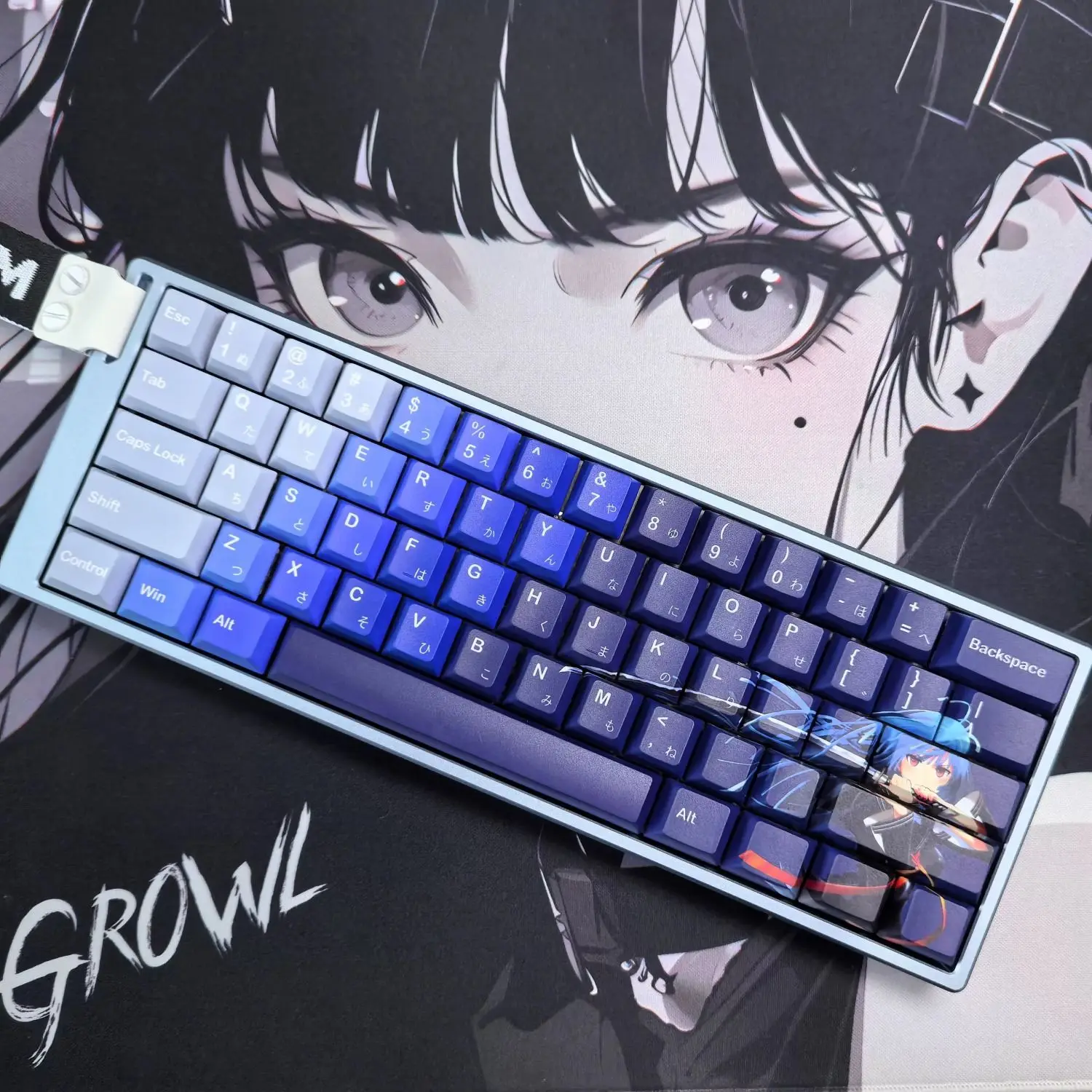 

Snow shadow keycap original height PBT material sublimation personality creative two-dimensional animation keycap