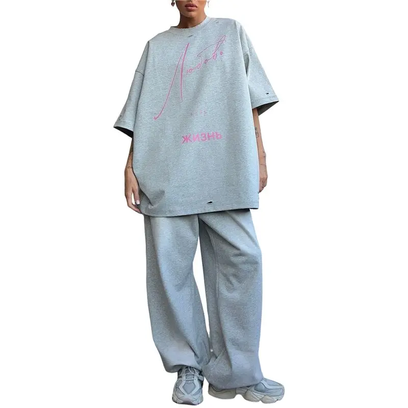 

Футболка унисекс с надписью "Loving God", надпись "Loving God" на спине.