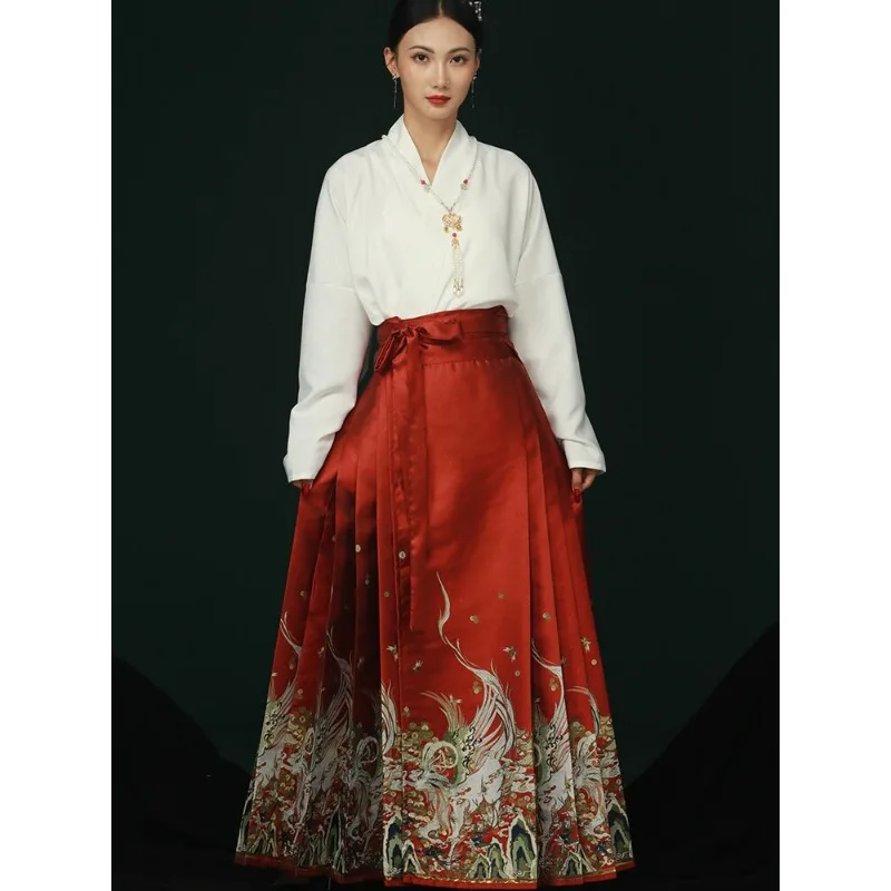 Ming-made Hanfu women's national style new Chinese-style makeup flower horse dress weaving gold new Chinese-style daily suit