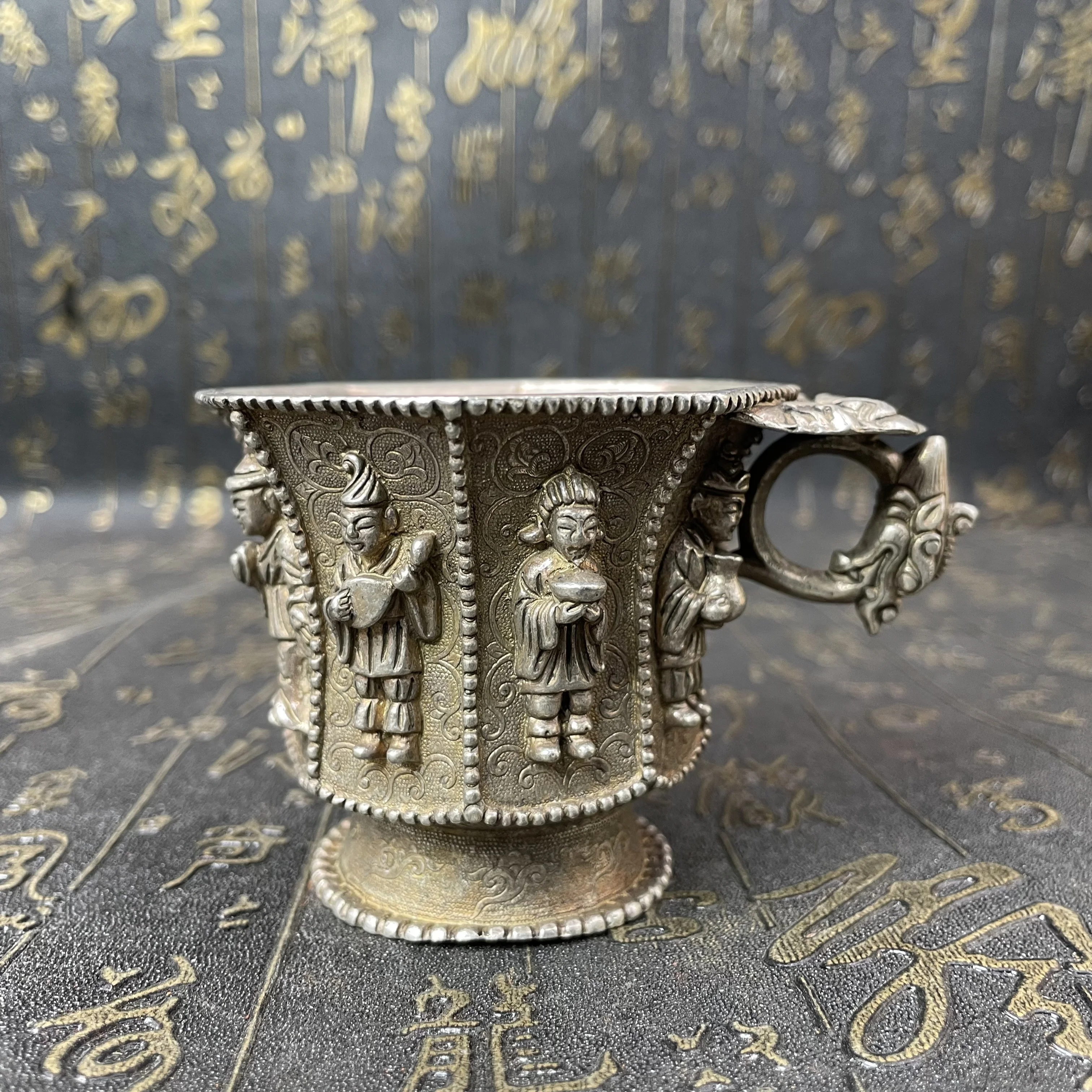 

Белая медная скульптура Восемь бессмертных чашек, украшение для дома, маленькие украшения, реквизит для фильма