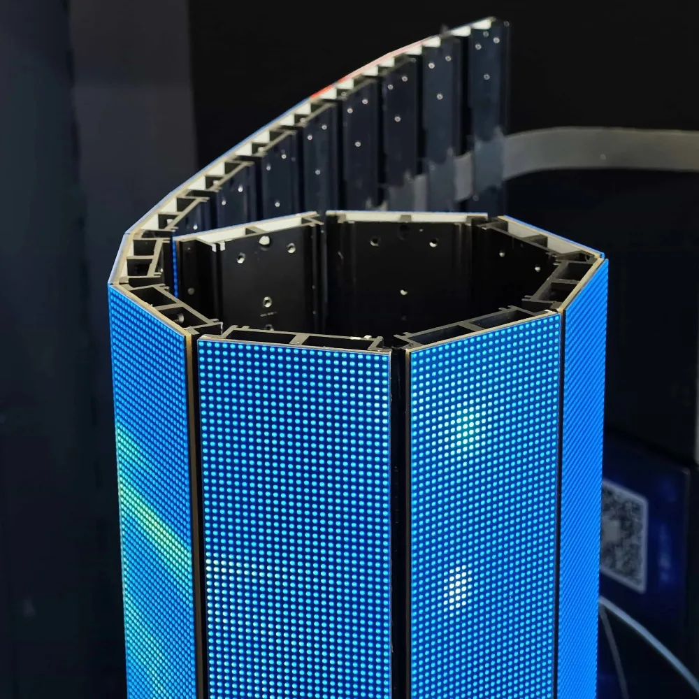 Creative P1.25 P2.6 P4.81 P3.91 Flexible Floor Screen Foldable Scrolling Light Emitting Diode Screen GOB Scrolling
