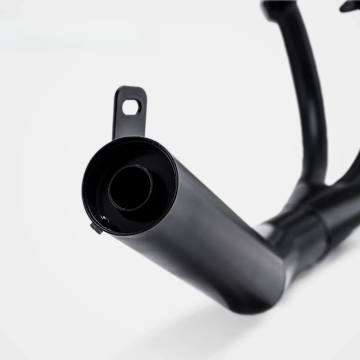 KH250 Retro Motorcycle Black Painted Cast Iron Exhaust Pipe Replacement Includes Exhaust Gasket High-Temperature