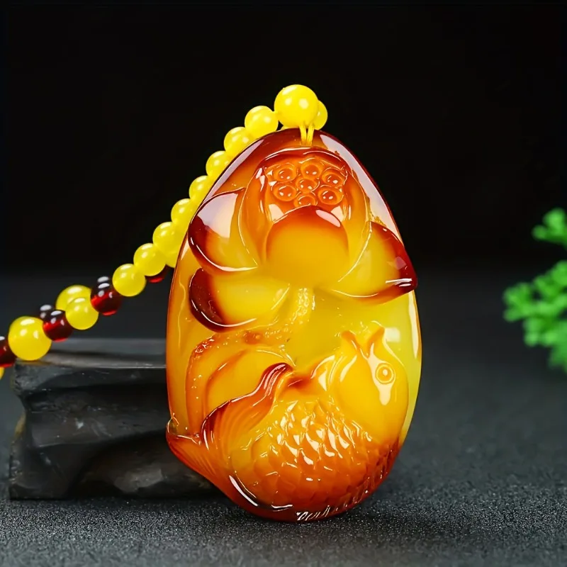 

Carved Second-generation Beeswax Koi and Lotus Pendant, New Famous Style Men's and Women's Pendants