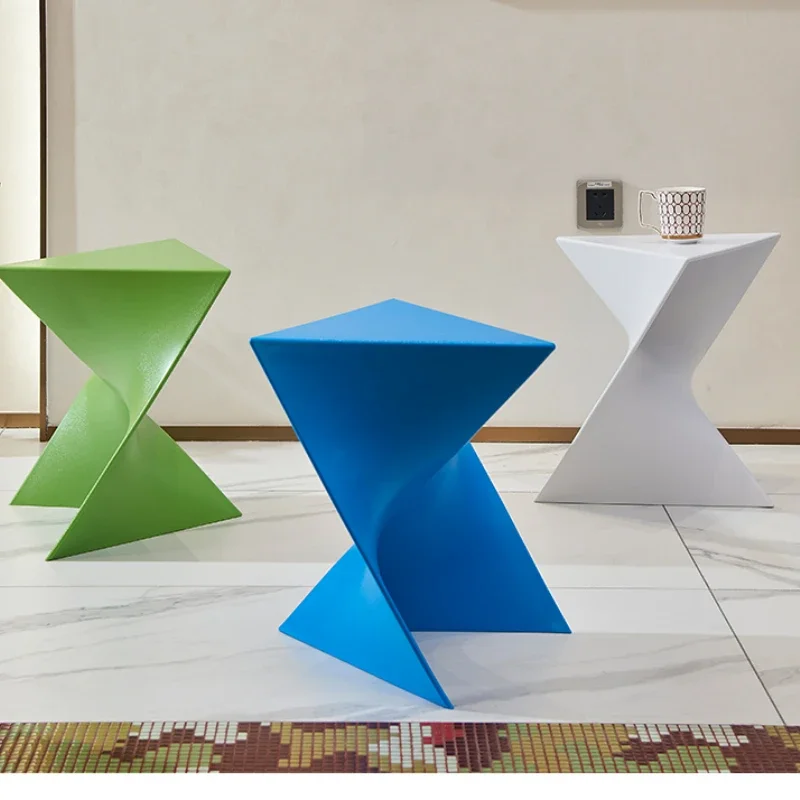 Nordic Minimalist Small Stool Heavy-Duty Modern Side Table Wear-Resistant Entryway Shoe Bench Stylish