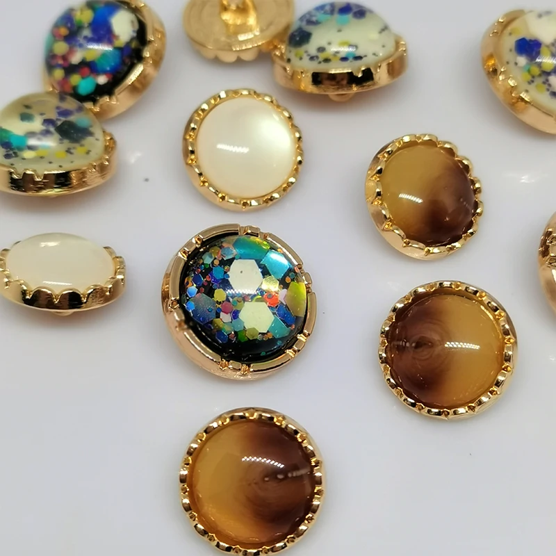 18/21/24MM Tranparent Round Fashion Buttons Of Clothing Wholesale Glitter Decor Cat Eyes Bead Button For Sweater Coat Sewing DIY