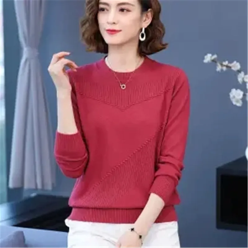 New Spring Autumn Fashion  Women Jacket Elegant Round Collar Pullover Mother Short Sweater Loose Knitting Bottoming Shirt