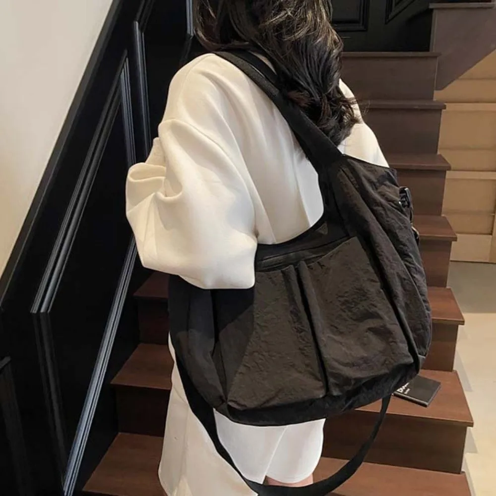 

Casual Solid Color Tote Bag Multi-Pocket Japanese Style Large Capacity Shoulder Bag Cloth Polyester Versatile Commuting Handbag
