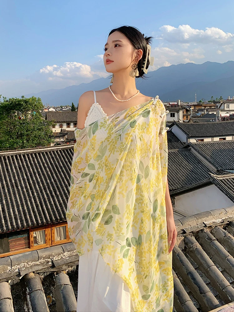 Thumbnail 4 - #3 Cheap Silk Scarves Worth Buying