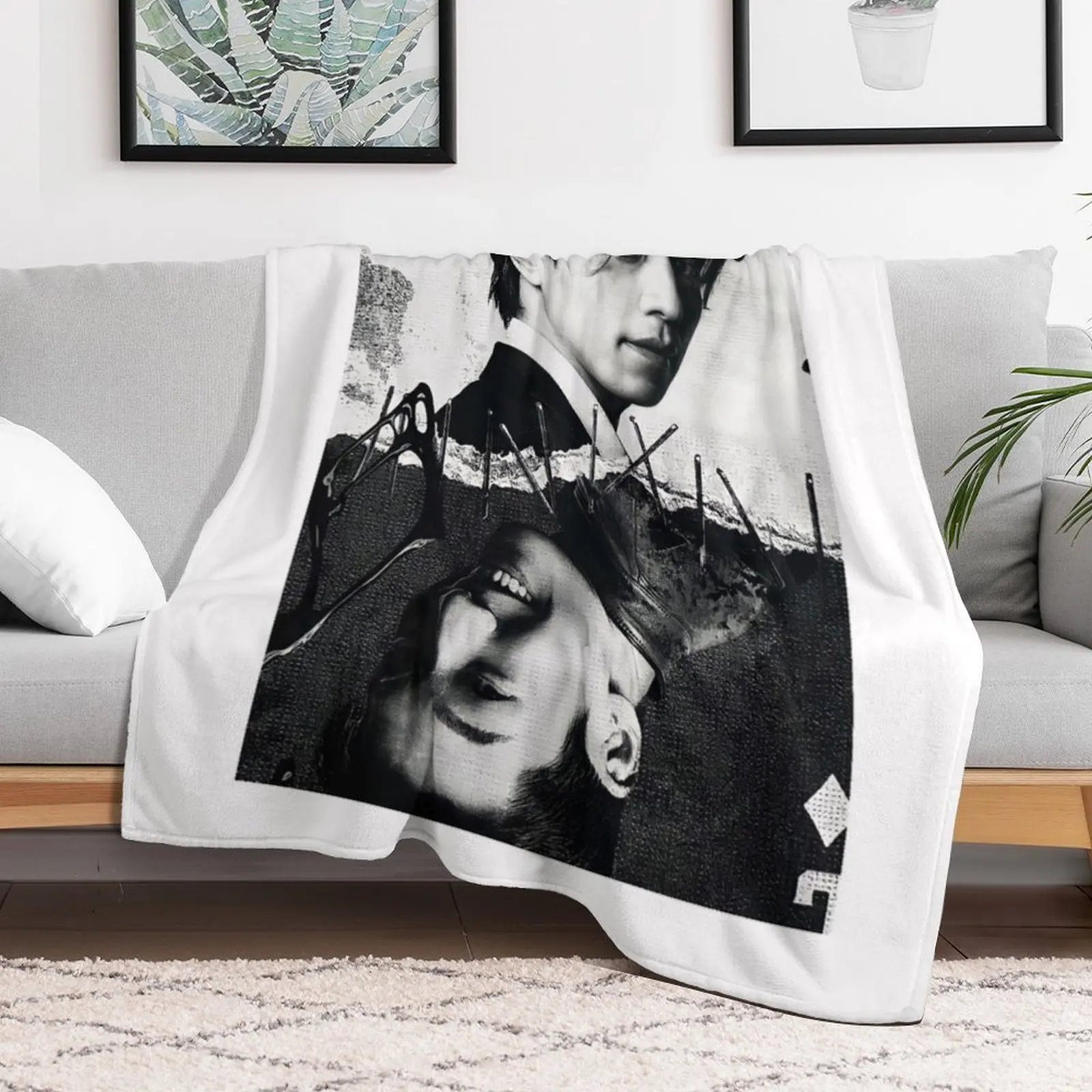 Bad and Crazy Kdrama - Lee Dong-Wook n Wi Ha-Joon-movie star Throw Blanket Loose Thin Blankets