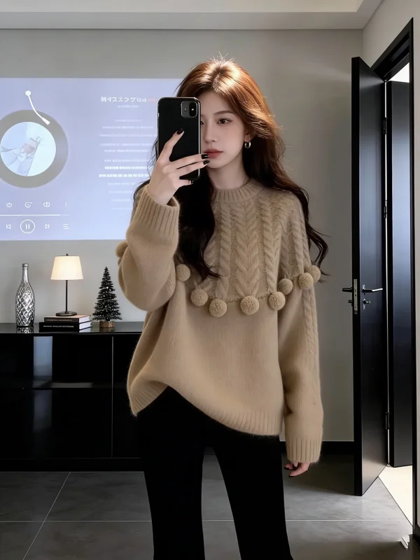 

Unique Design round Ne Spliced Fluffy Sweater Loose Fit Versatile Daily Faionable Winter New Arrival Polyester Fiber Knit...
