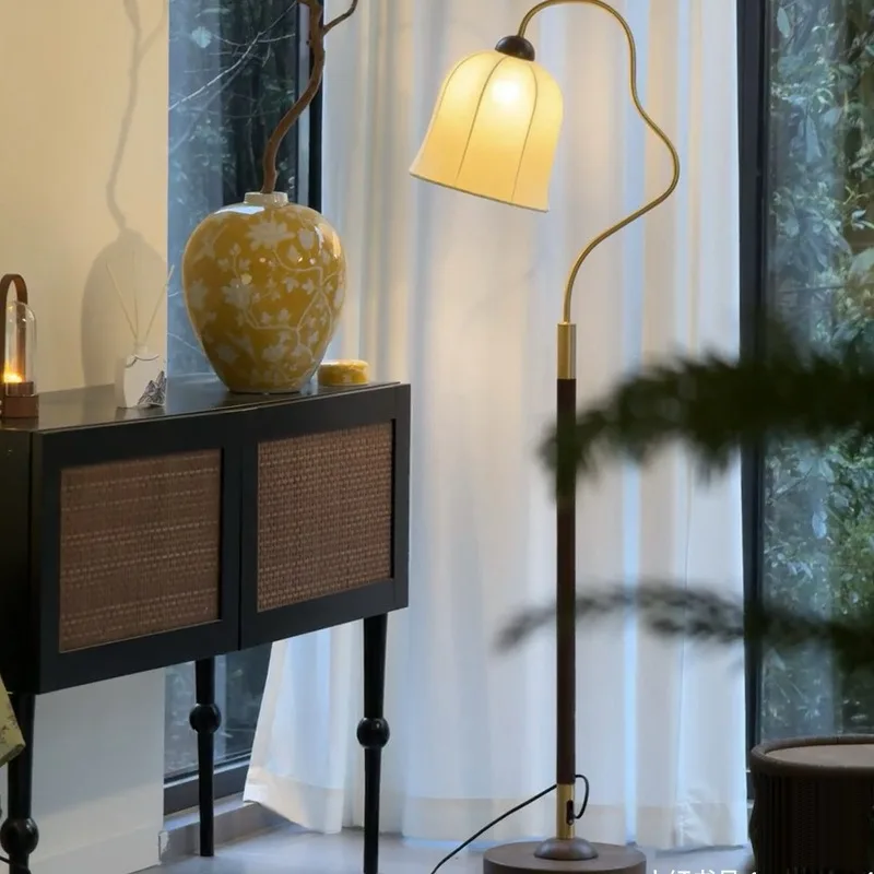 Retro style sofa fishing lamp ambient light advanced American desk lamp