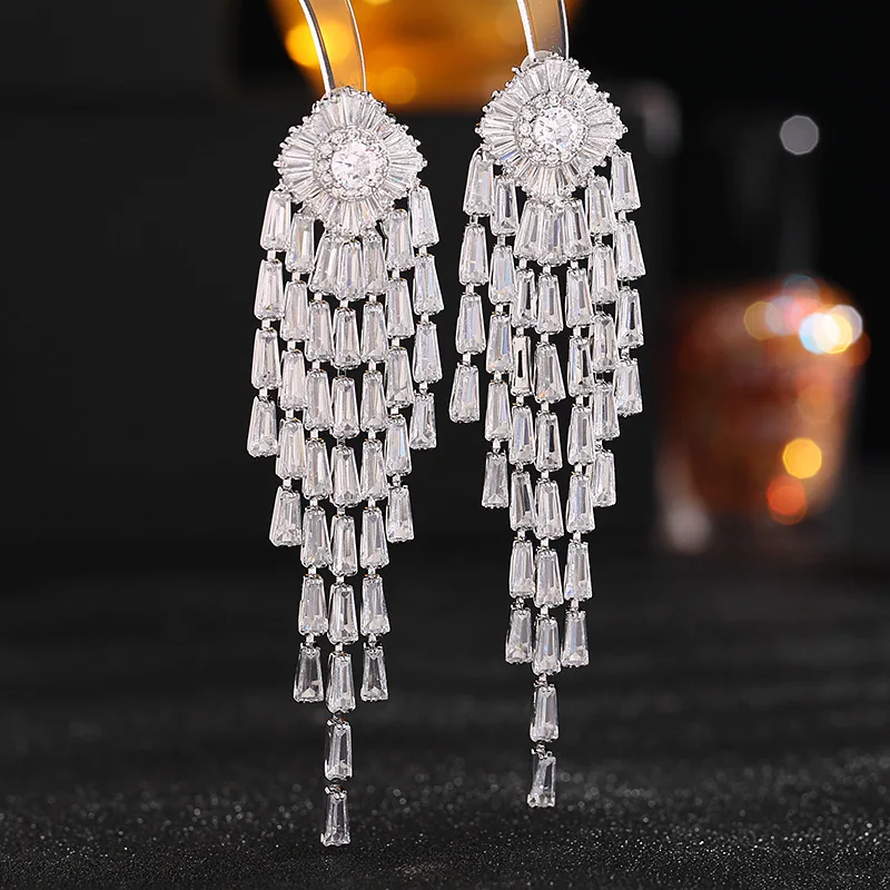 

French Elegant And Exaggerated Earrings For Women With Super Sparkling Zirconia Inlaid Light Luxury And High Grade Long Tassel E