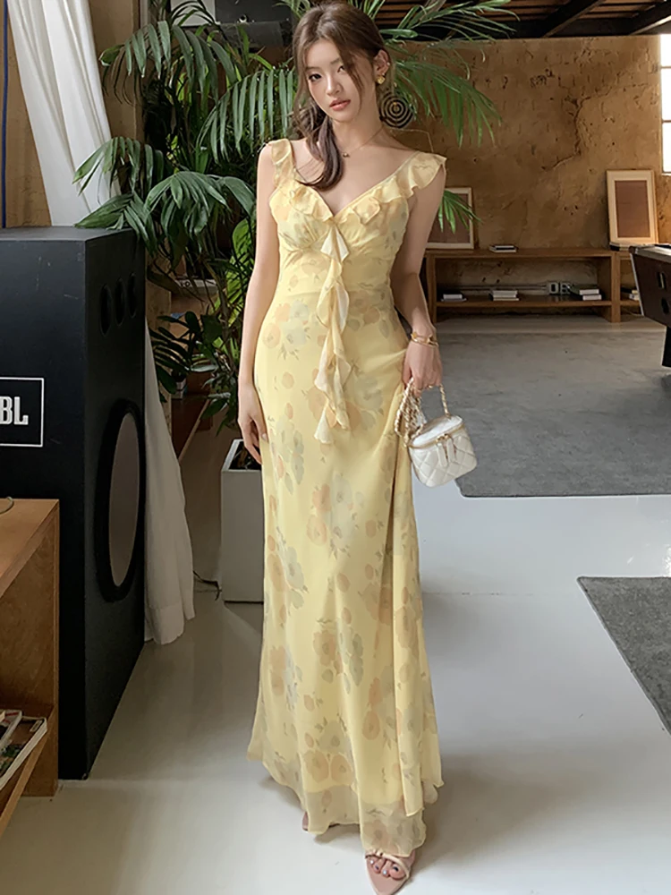 

2025 New Floral Chiffon Chic Ruffled V-Neck Sling Sexy Long Dress Summer Boho Elegant Mermaid Dress Women Korean Bodycon Dresses