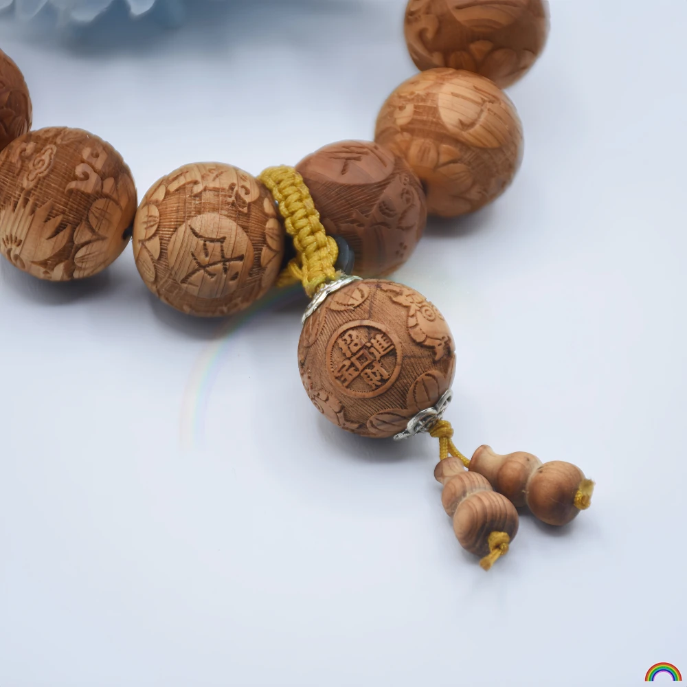 Natural Pear Wood Carving Zodiac Light Relief Sea Yellow Spiritual Rhyme Twelve Year Hand String Rwbuye