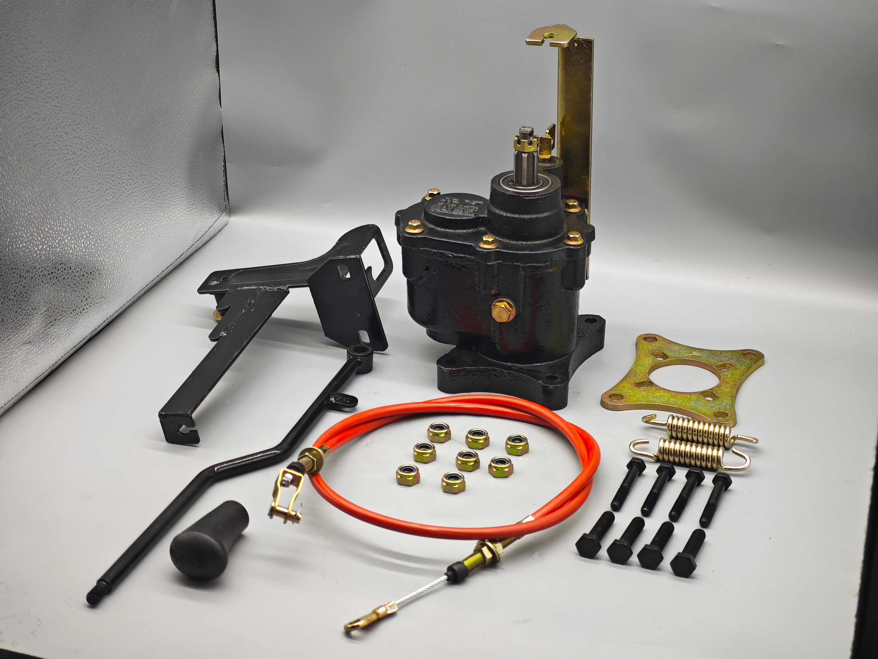 Chinese High Quality Best Material Gasoline Tricycle Gearbox Assembly Differential Tooth Reducer Transmission 3 Wheel Bike Motor