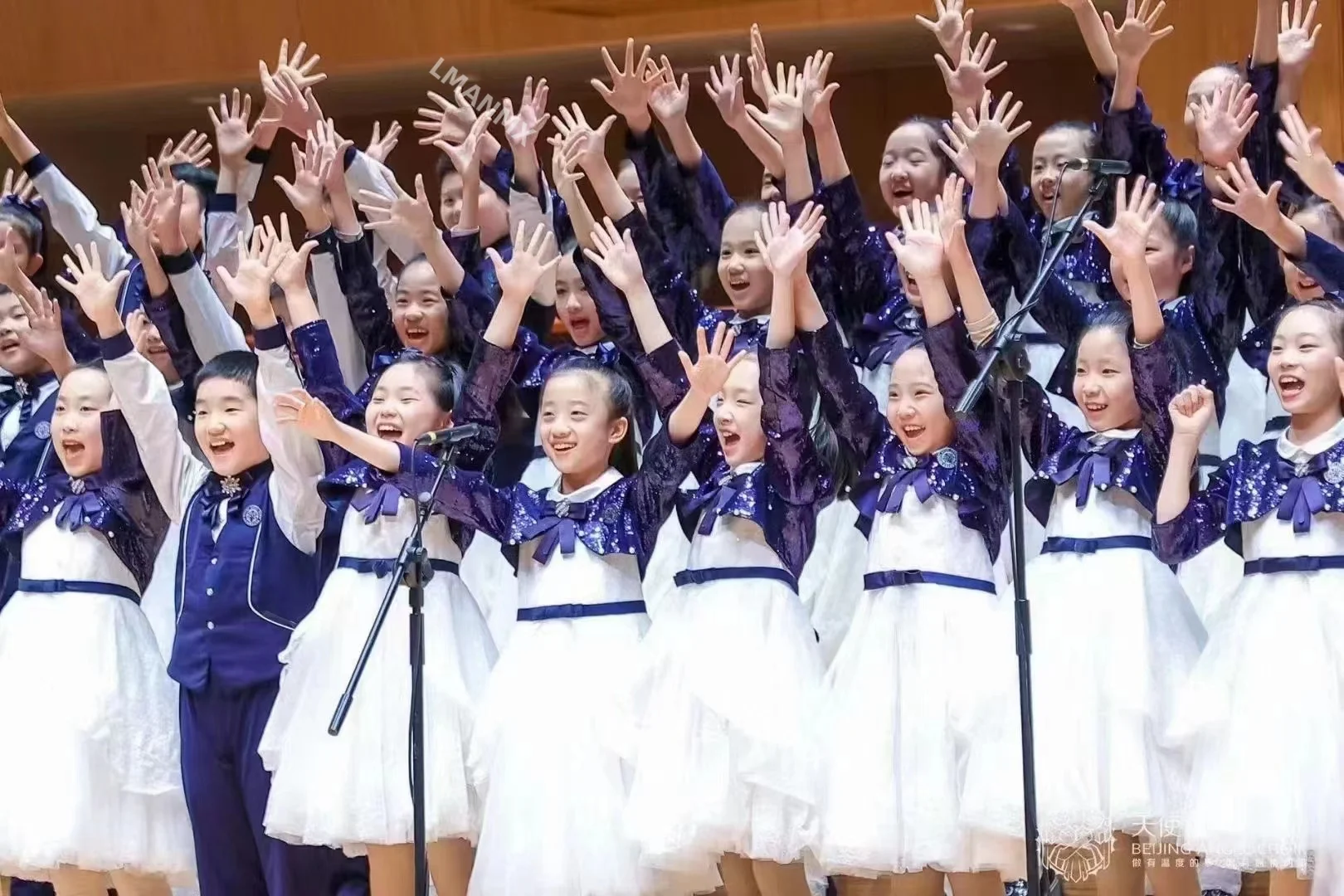 Children's choir performance costume, primary and secondary school students' poetry recitation performance costume