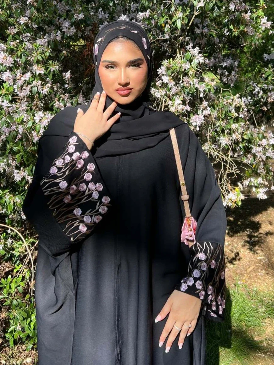 

Ид женский Абая мусульманский кардиган с цветочной вышивкой платье вечерние Джалабия Рамадан длинные абайи арабский длинный халат марокко кафтан осень