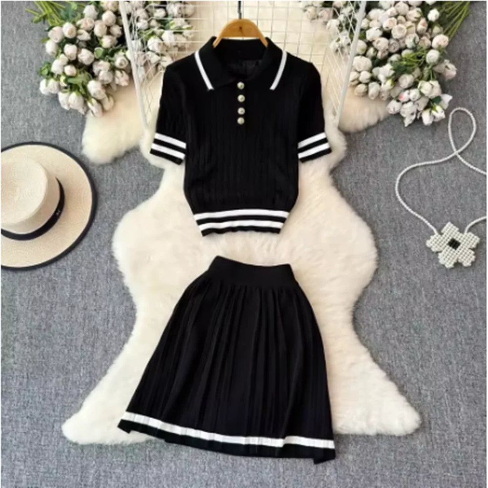 

Japanese Summer Versatile Knit Vintage Color-Crossing Short Sleeve Top High Waist Pleated Half-Body Skirt 2 Piece Set Y2k