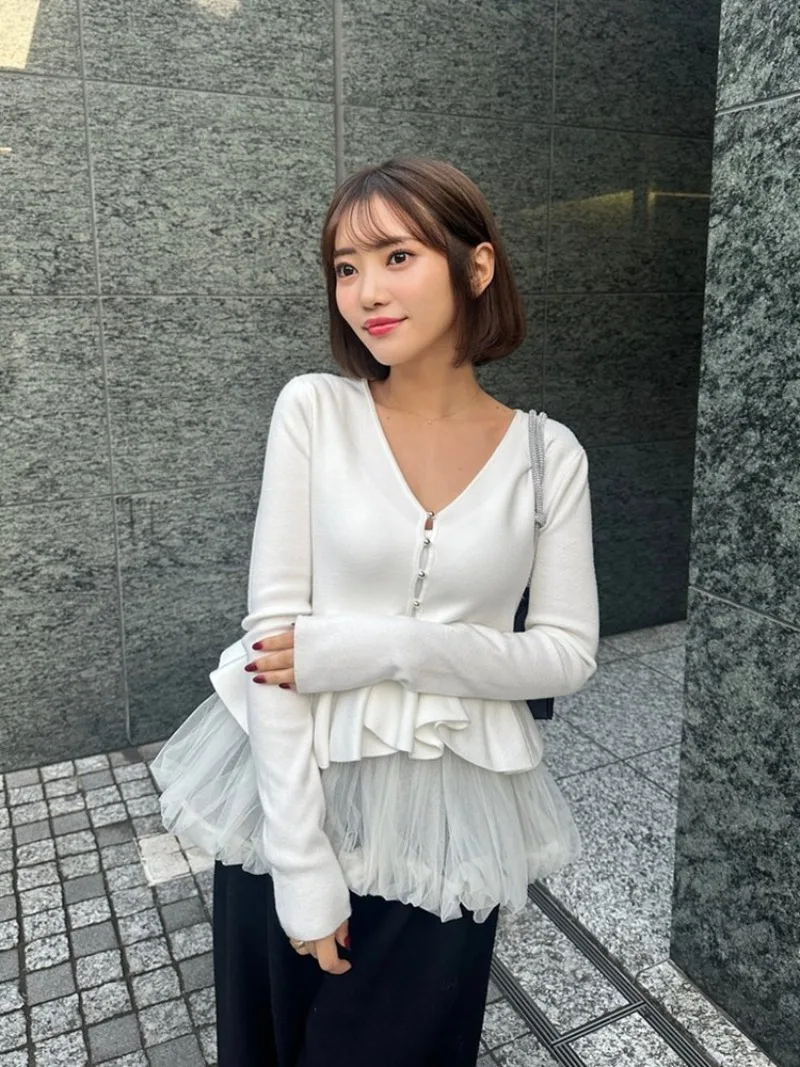 Japanese Style Sweet V-neck knitwear jacket Women's Lantern Hem Short Ruffled Long Sleeves Knitted Cardigan + Vest Two-piece Set