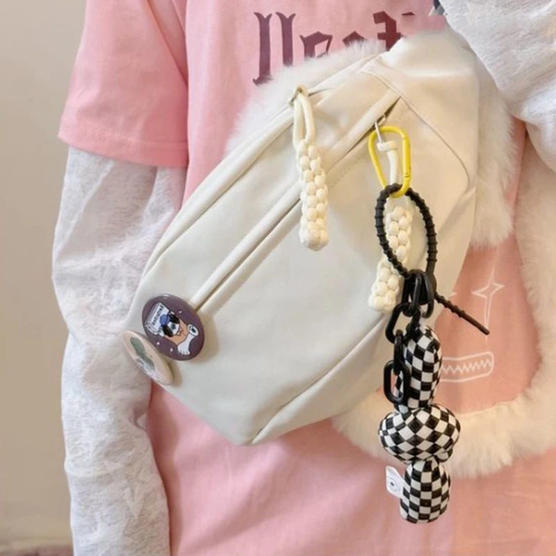 Borsa casual in tela da donna 2025 nuova borsa a tracolla alla moda borsa sportiva estiva borsa da petto versatile di nicchia